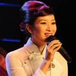 MC Thu Hương gấp rút thi Mrs World 2011